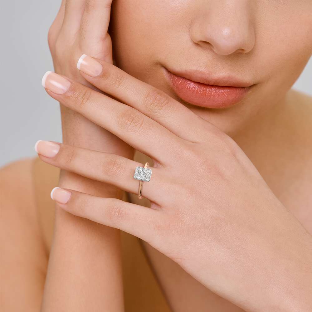 Emerald Glory Diamond Ring