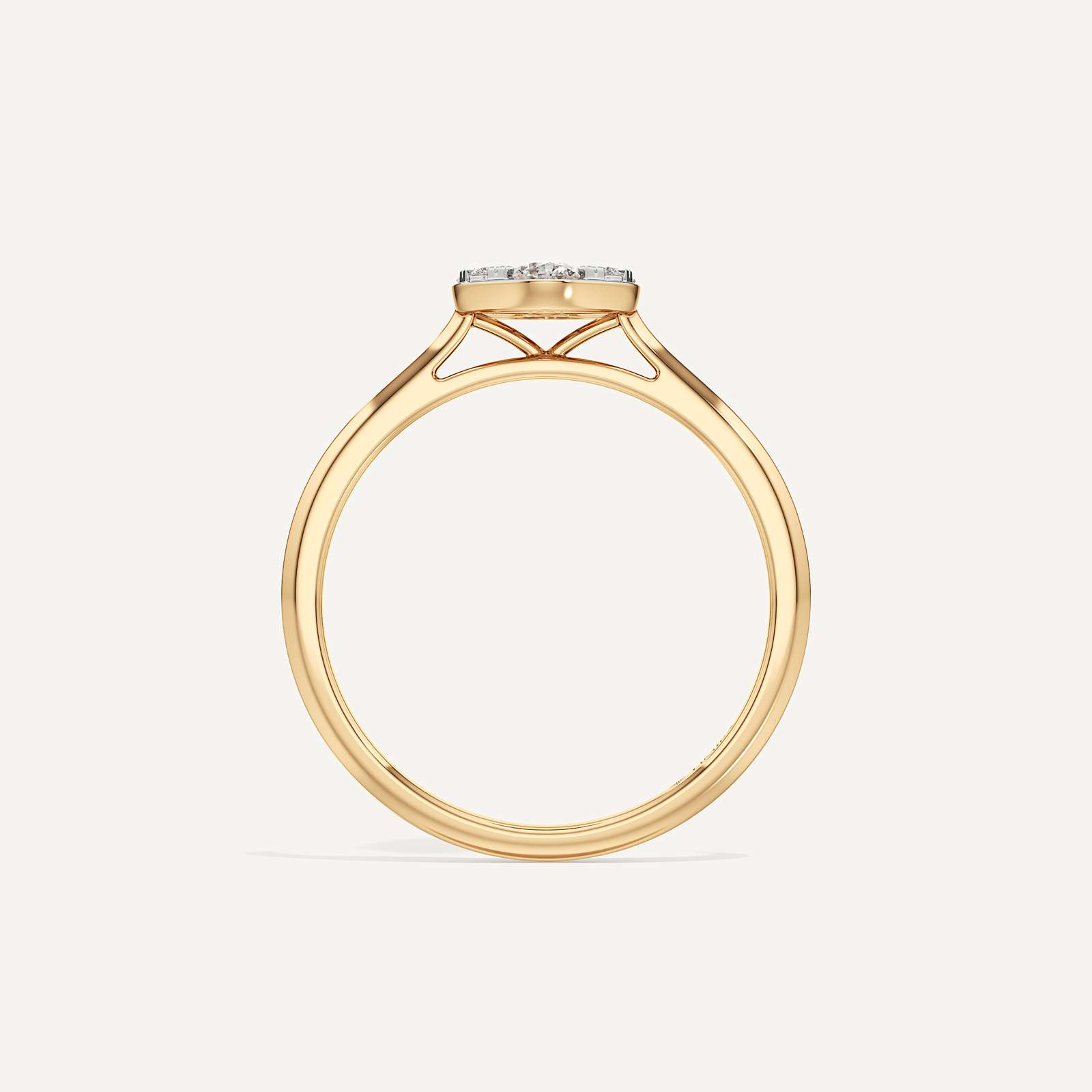 Pull Oval Diamond Ring