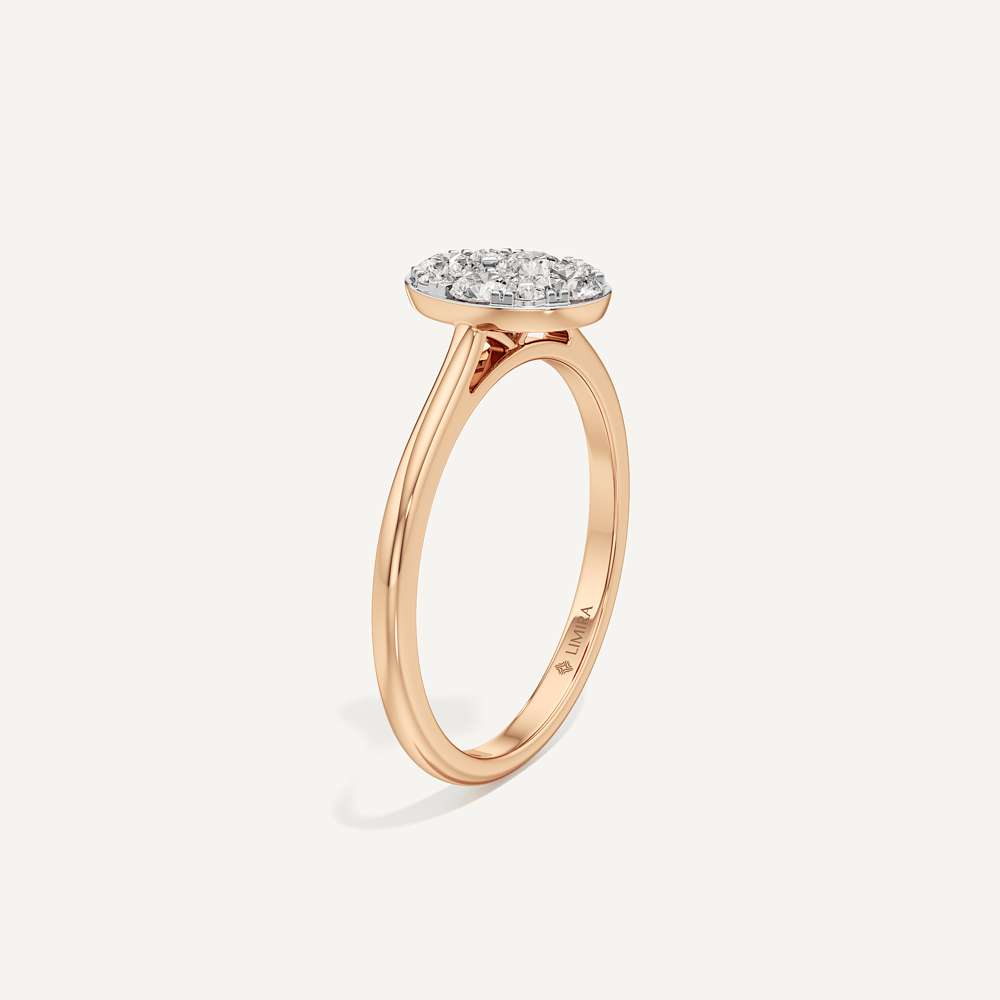 Effortless Pull Oval Diamond Ring
